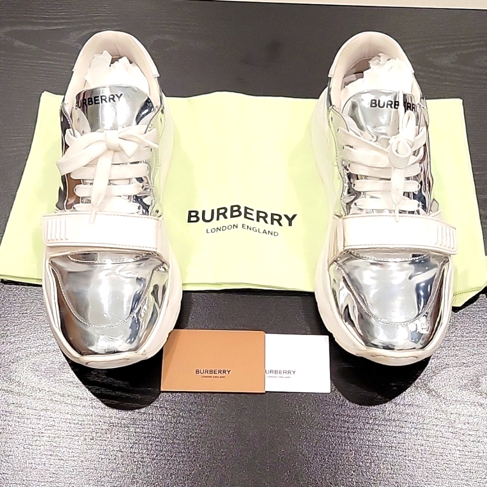 Burberry mens Ramsey sneakers